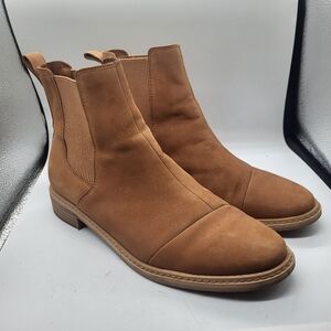 Toms Brown Chelsea Boots with Elastic Panels